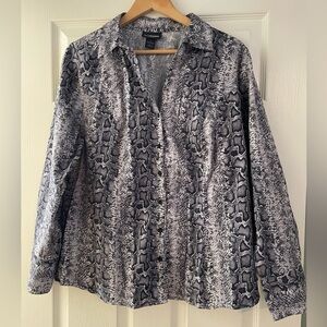 LANE BRYANT Women's Long Sleeve Botton Down Shirt